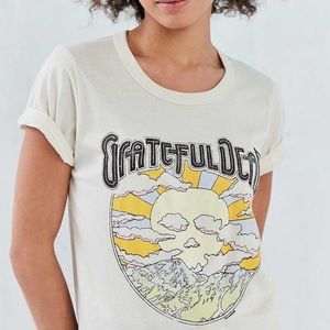 Urban Grateful Dead T shirt